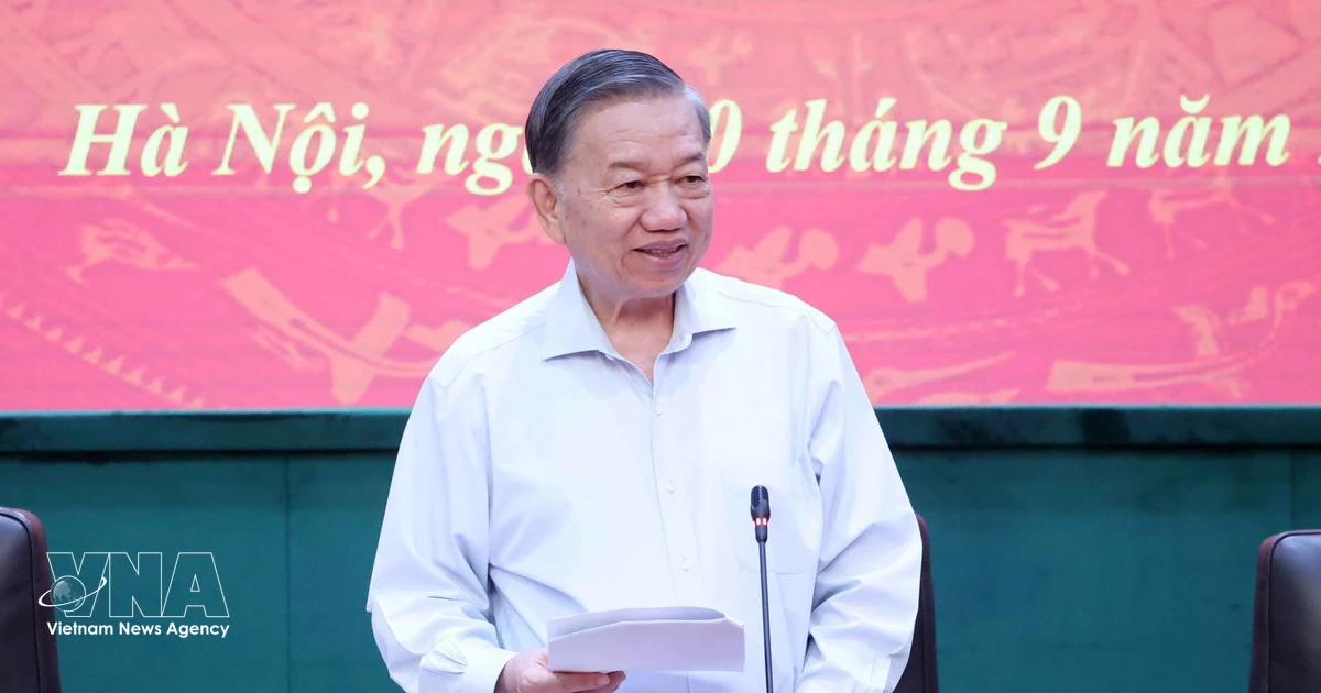 Vietnam's top leader urges accelerated security policy implementation