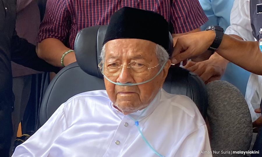 MCMC Siasat Kandungan Mahathir Dimanipulasi AI; Siti Kasim Sertai PBM