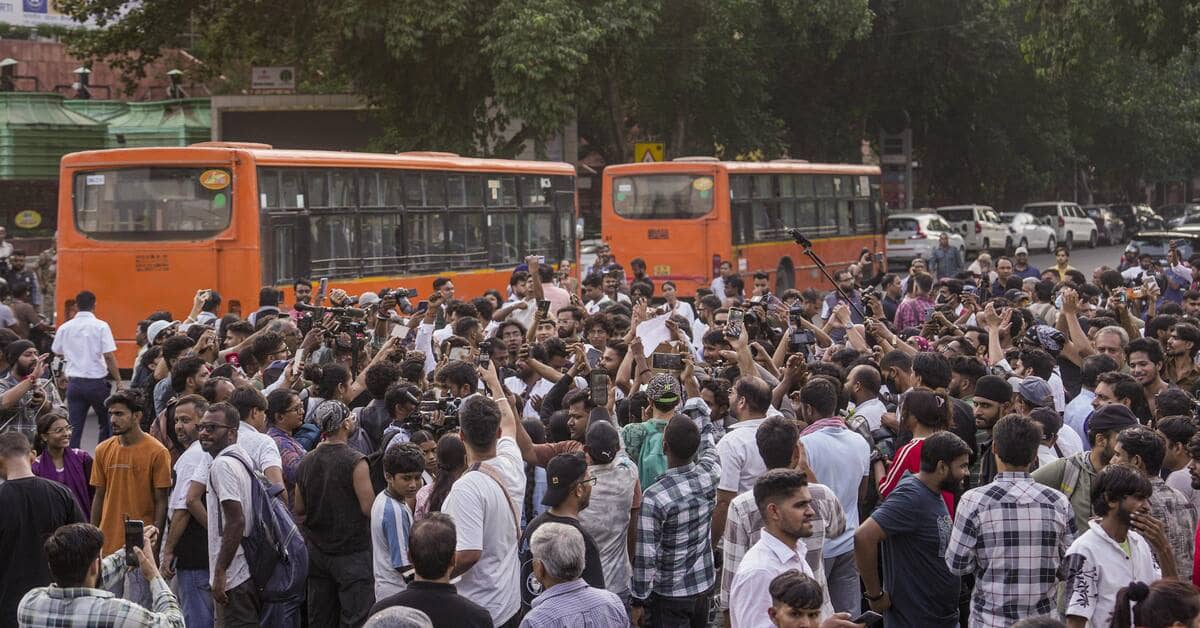 Press bodies condemn police detention of journalists at Delhi protests
