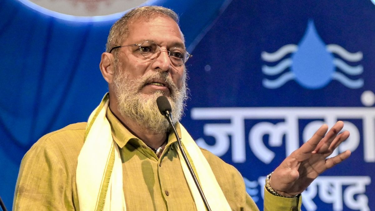 नाना पाटेकर की अचानक मृत्यु, अंतिम पलों में थे व्यग्र