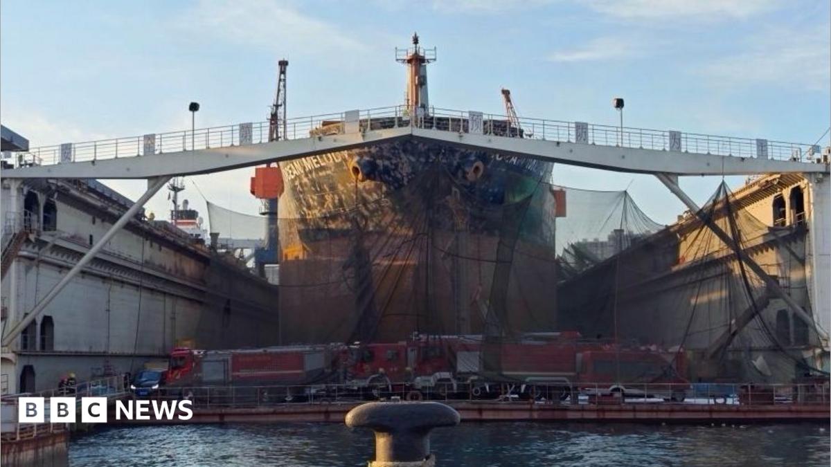 Major fire on cargo vessel off eastern China claims multiple lives