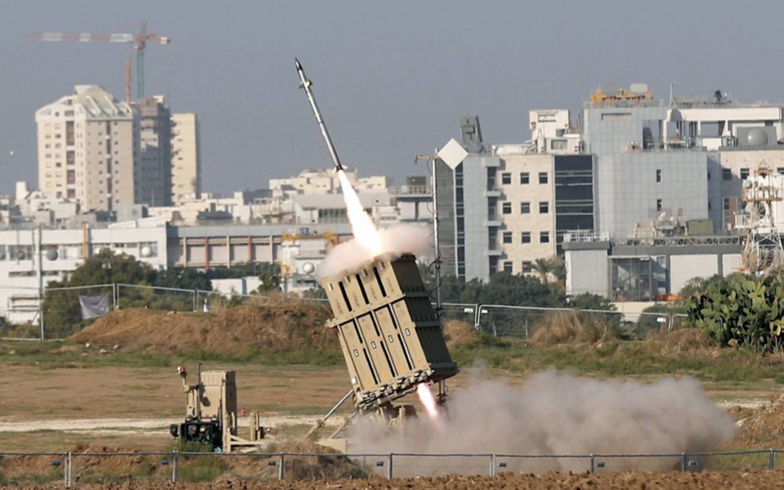 Australia Pertimbang Sistem Pertahanan Peluru Balistik Gaya Iron Dome