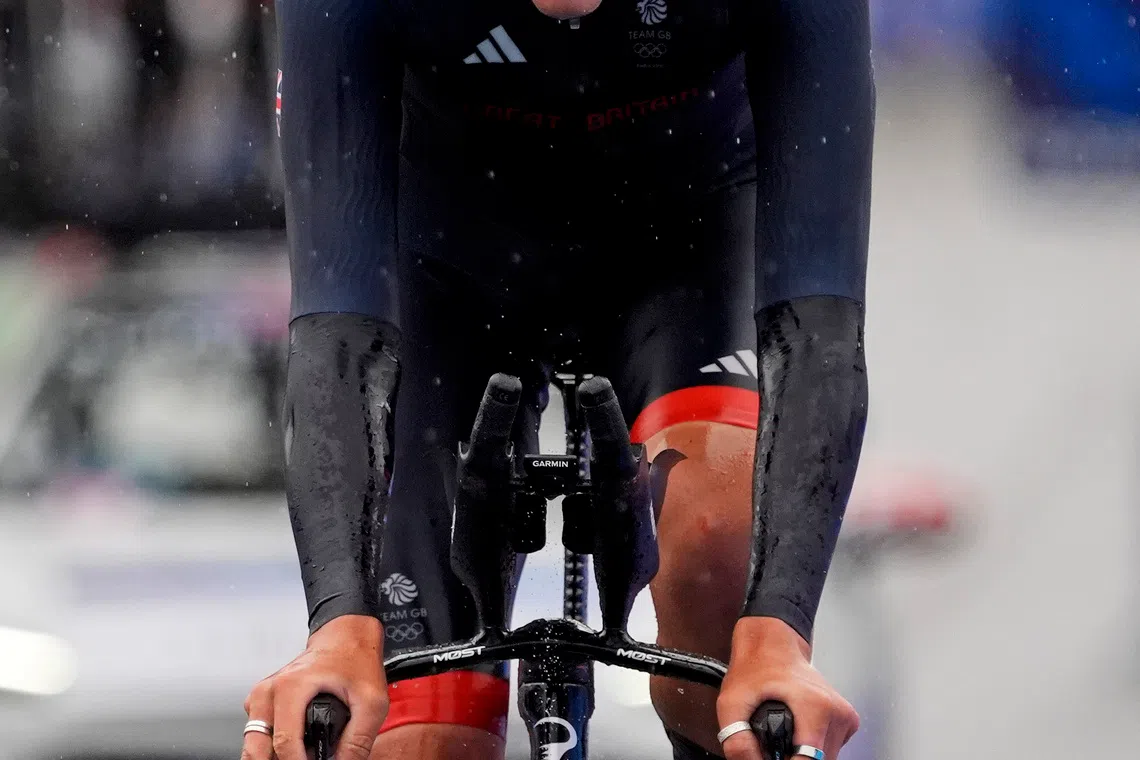 Welsh cyclist Tarling to race Vuelta days after brother's death
