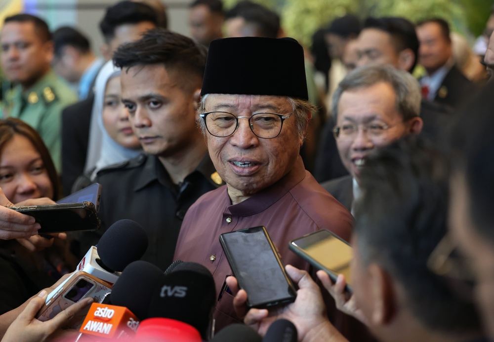 Abang Johari Sahkan Pusat Data AI Bakal Dibina di Sarawak dalam Pelaburan AS$50 Bilion