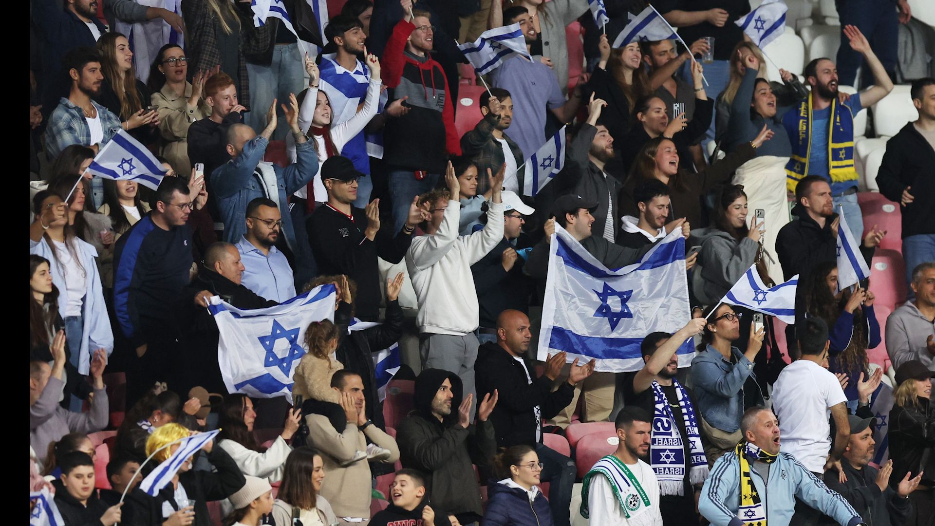 Israeli fans chant military slogans following football loss to Ireland