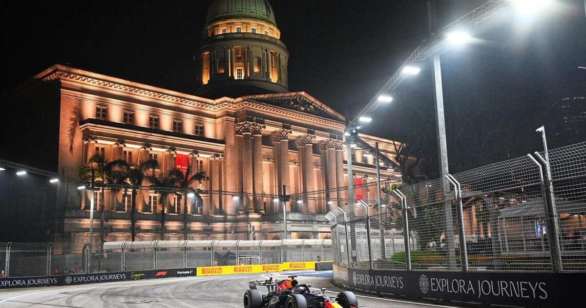 Singapore Grand Prix draws near-record crowd of over 301,000