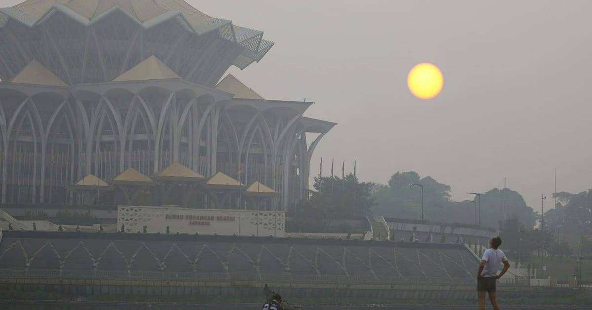 Serian air quality reaches emergency levels; closures expected