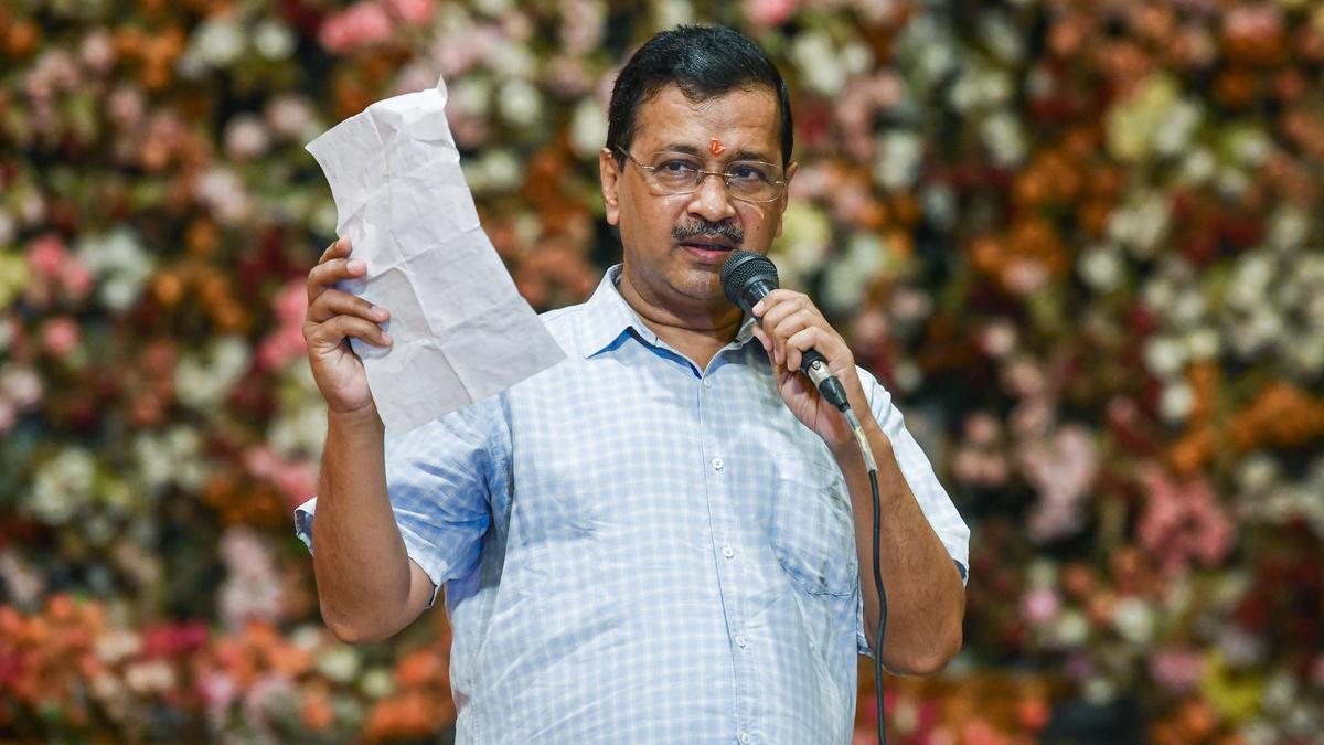 AAP slams Centre over rising sugar prices, import concerns