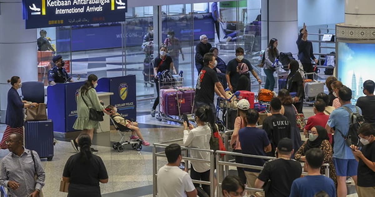Police seize RM37.5 million in drugs at KLIA in major operation