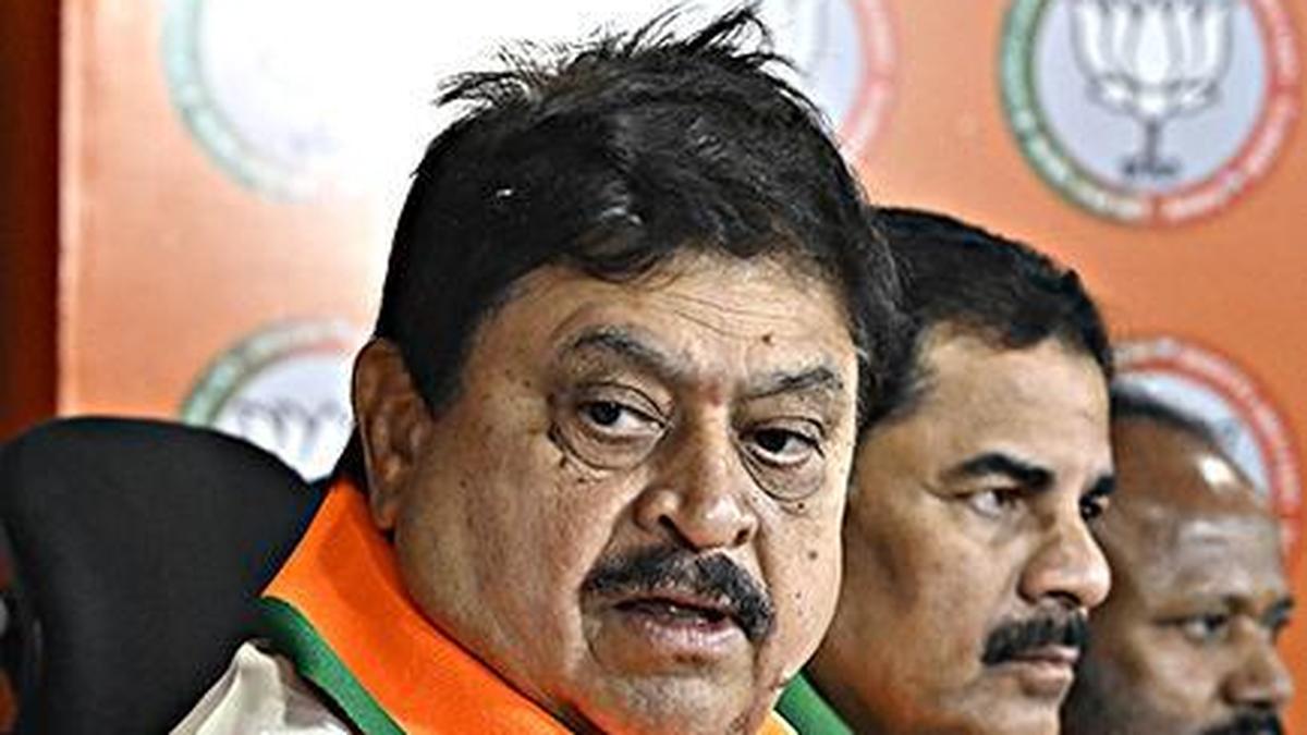 BJP urges Telangana to release Jurala water amid farmer distress