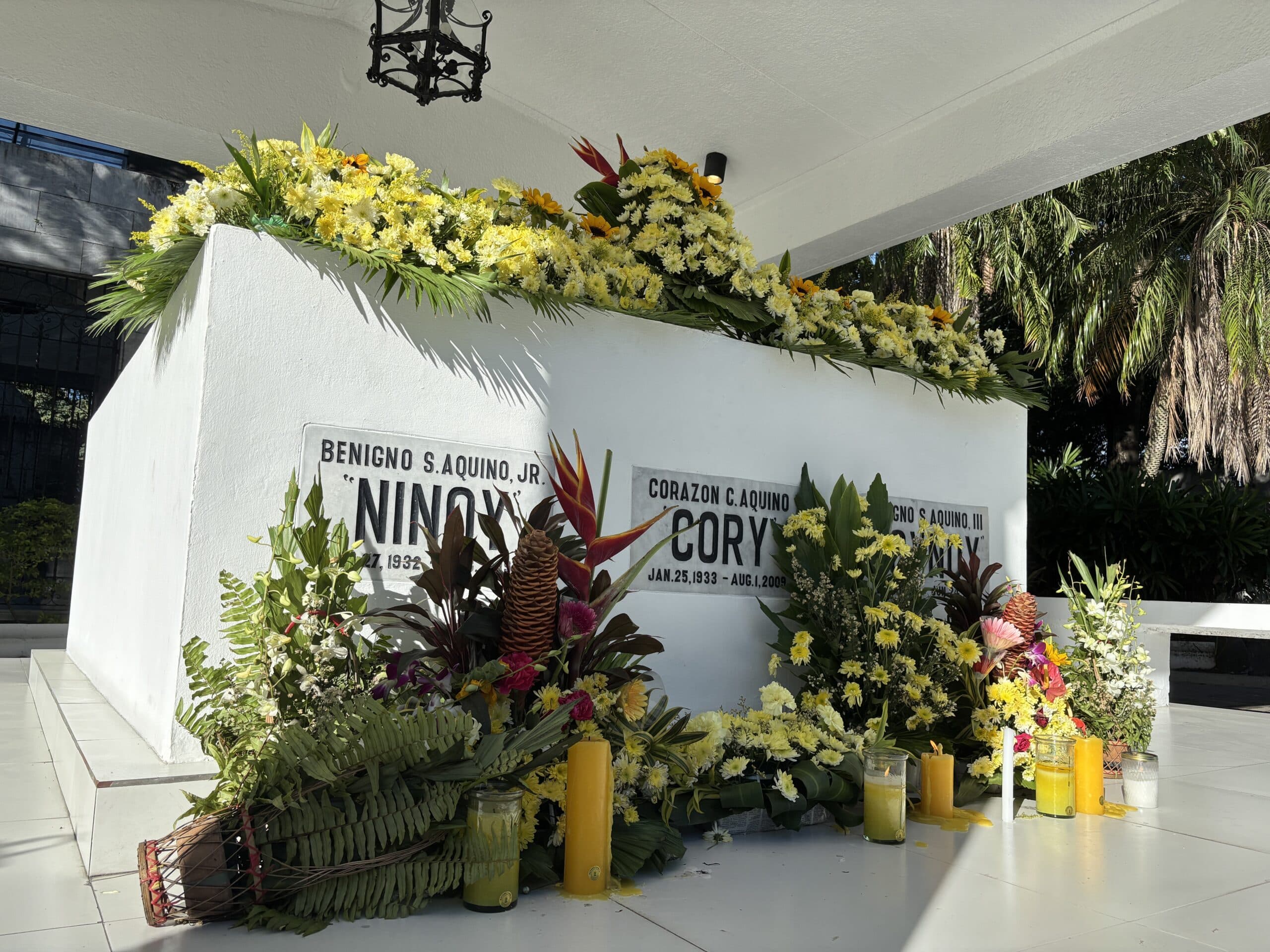 Aquino family mausoleum sees surge in visitors before Undas observance