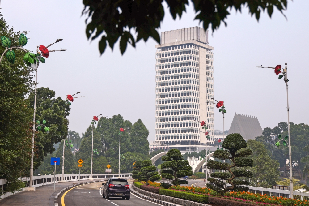 Dewan Rakyat bincang literasi AI, peranan BRICS dan rang undang-undang AI