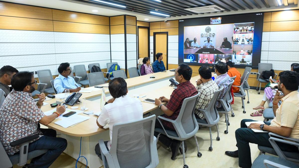 गहरे अवसाद से तूफान अर्नब में परिवर्तित, और तीव्र होने की संभावना