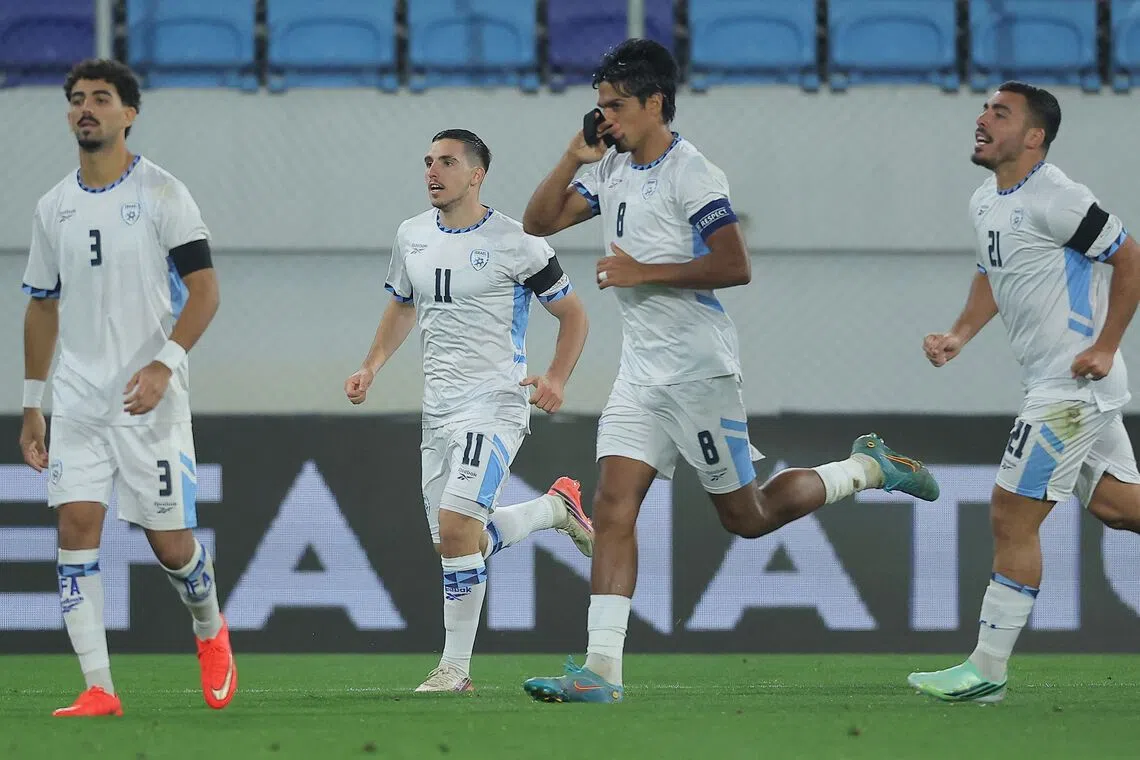 Israel football team wears black armbands in UEFA Nations League match against Ireland