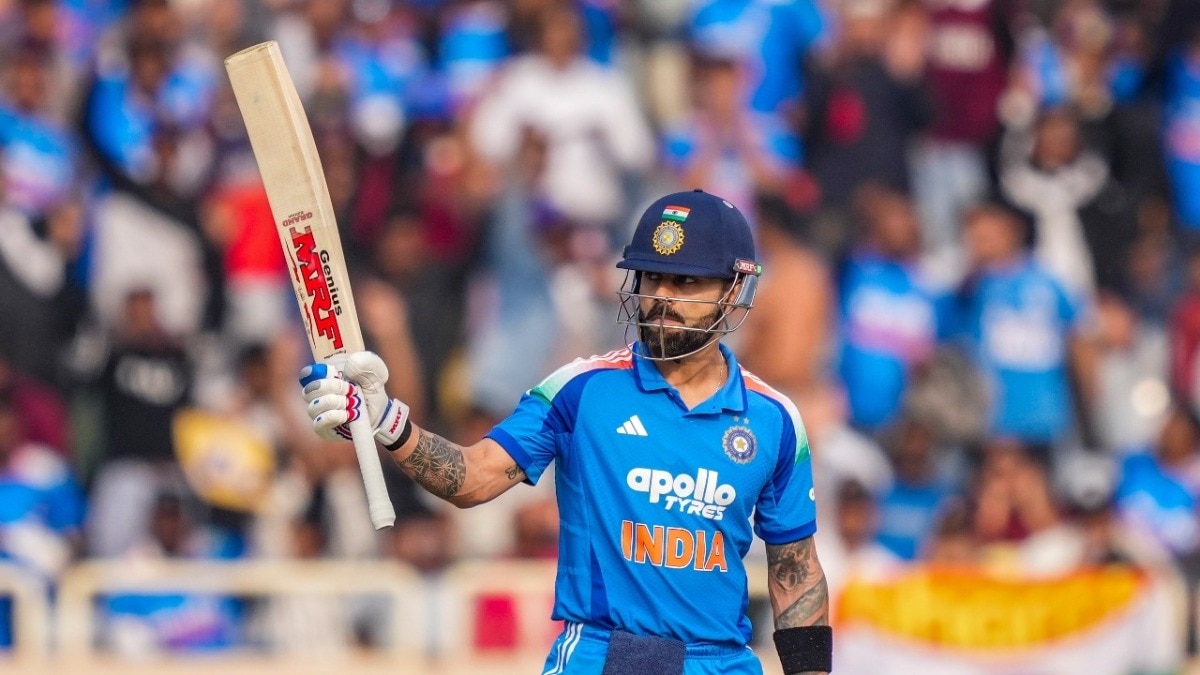 Kohli reaches 15,000 ODI runs, surpasses Tendulkar milestone