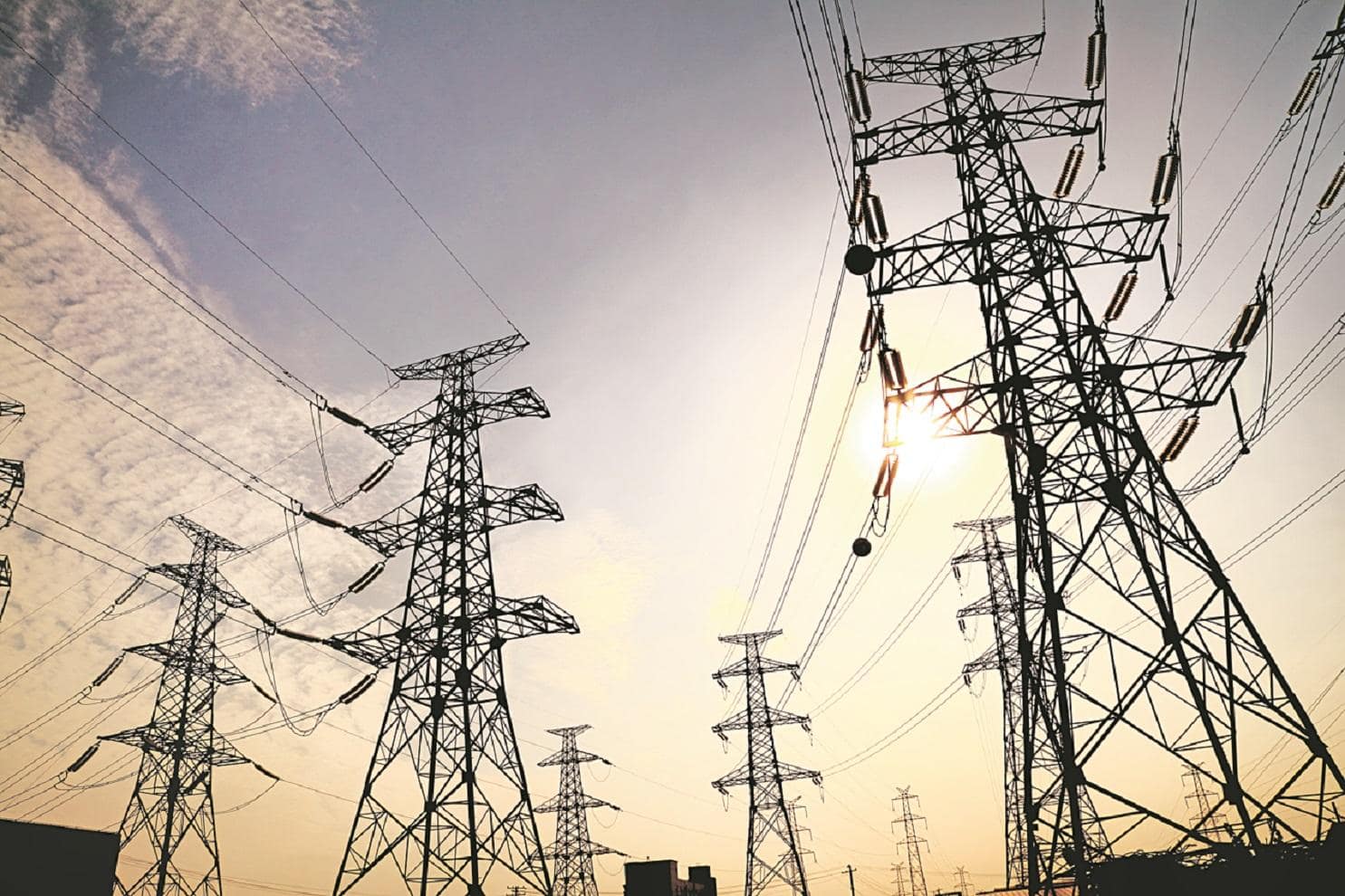 India's aging power infrastructure struggles to meet surging electricity demand