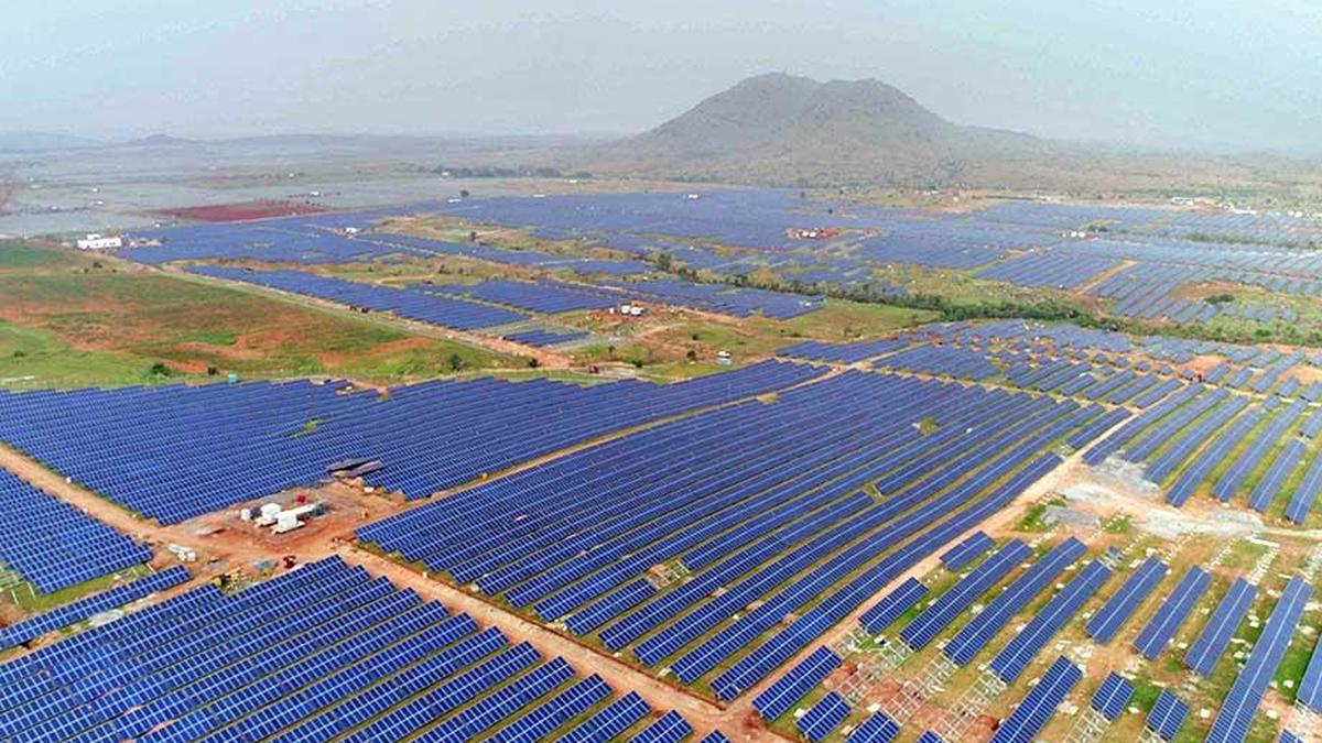 Karnataka to expand Pavagada Solar Park with 10,000 additional acres