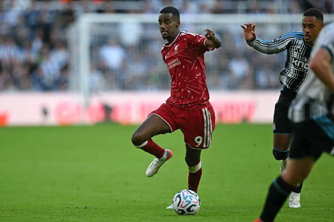 Isak's return to Newcastle marred by hostile reception from former fans