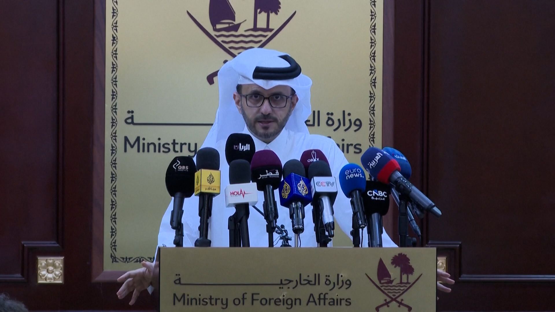 Qatar denies Iranian allegations over detained pilots