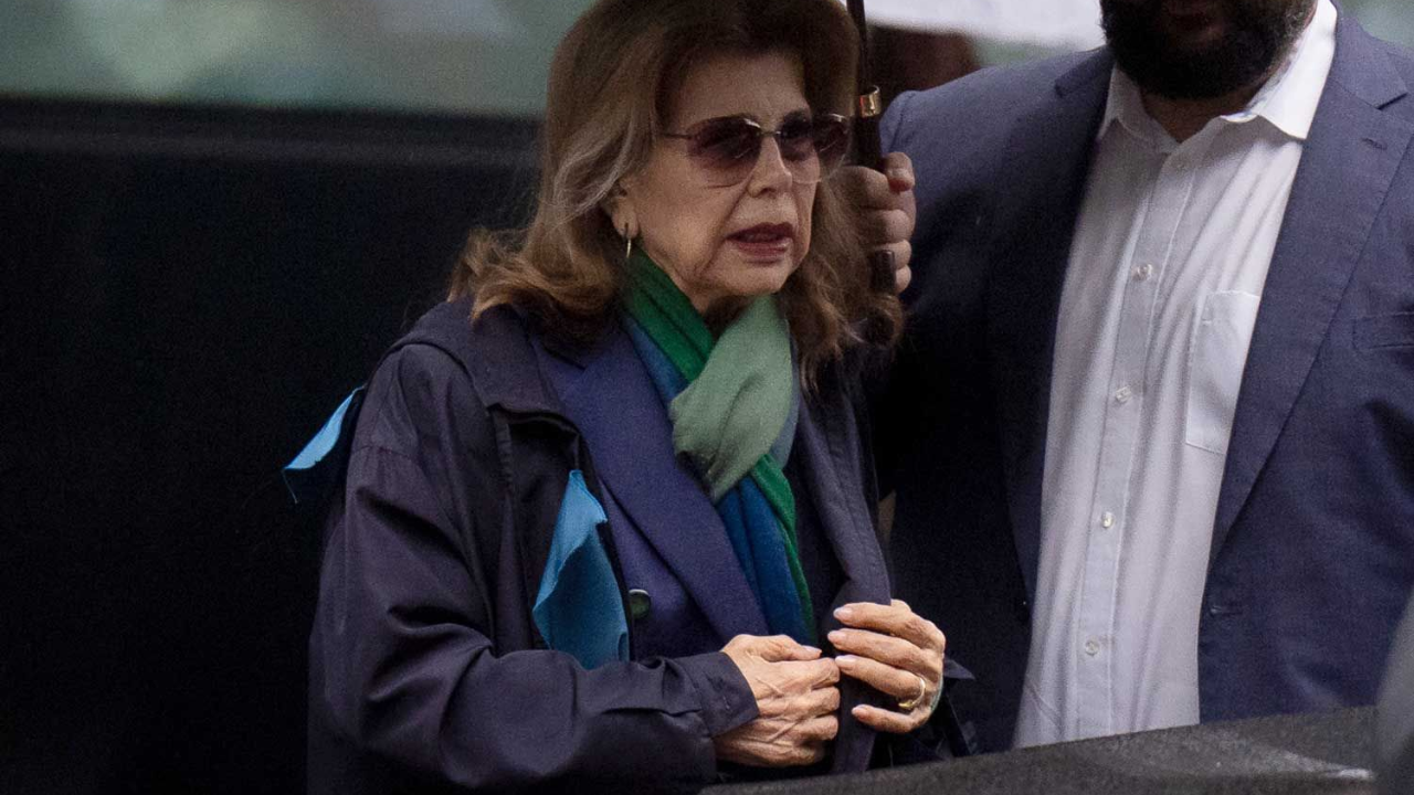 Jordanian Princess Recovers Stolen Engagement Ring Through UK Auction