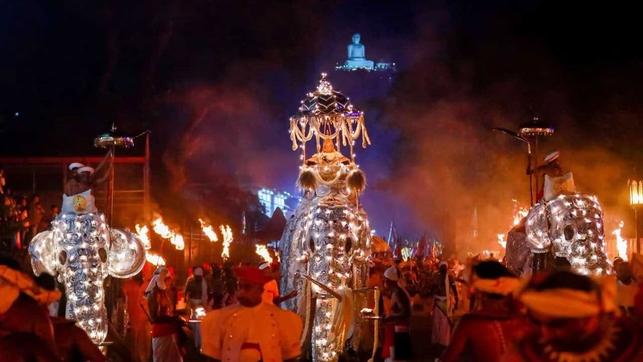 Second Kumbal Perahera takes to Kandy streets tonight