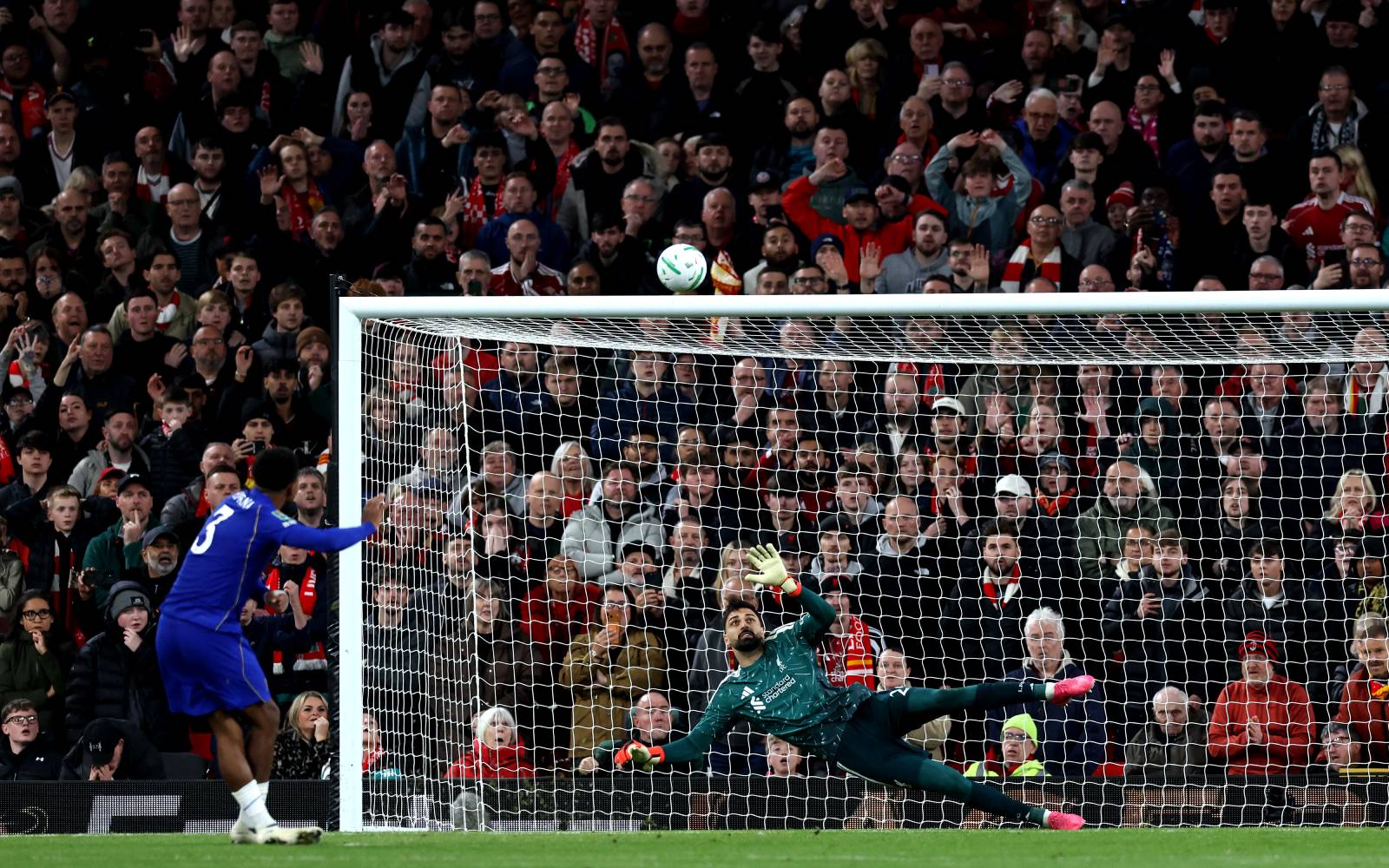Liverpool Kalahkan Chelsea Lewat Penalti, Man City Terselamat dari Brighton