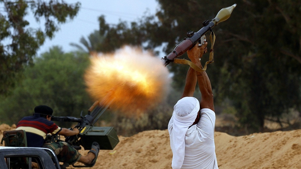 Houthi Militants Intensify Attacks on Saudi Arabia Despite Military Superiority