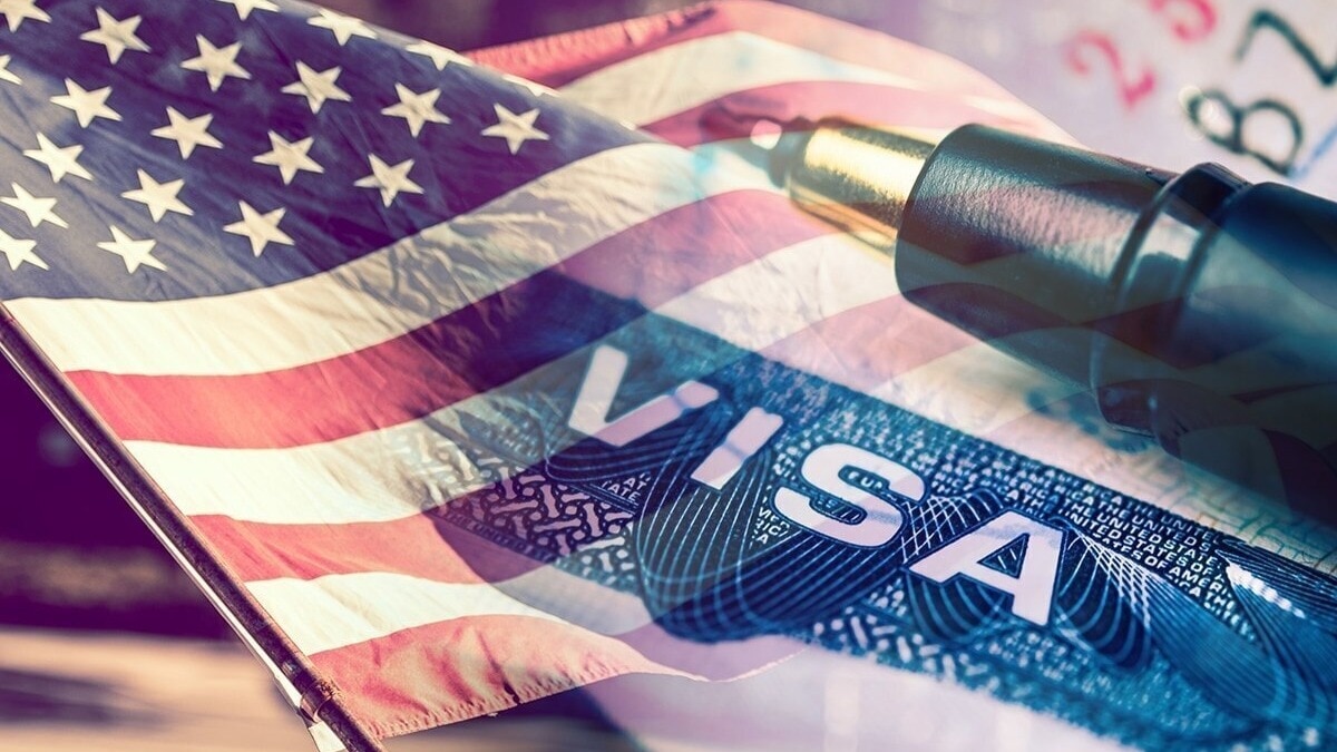 US Moves to Crack Down on Birth Tourism Through Visa Bans
