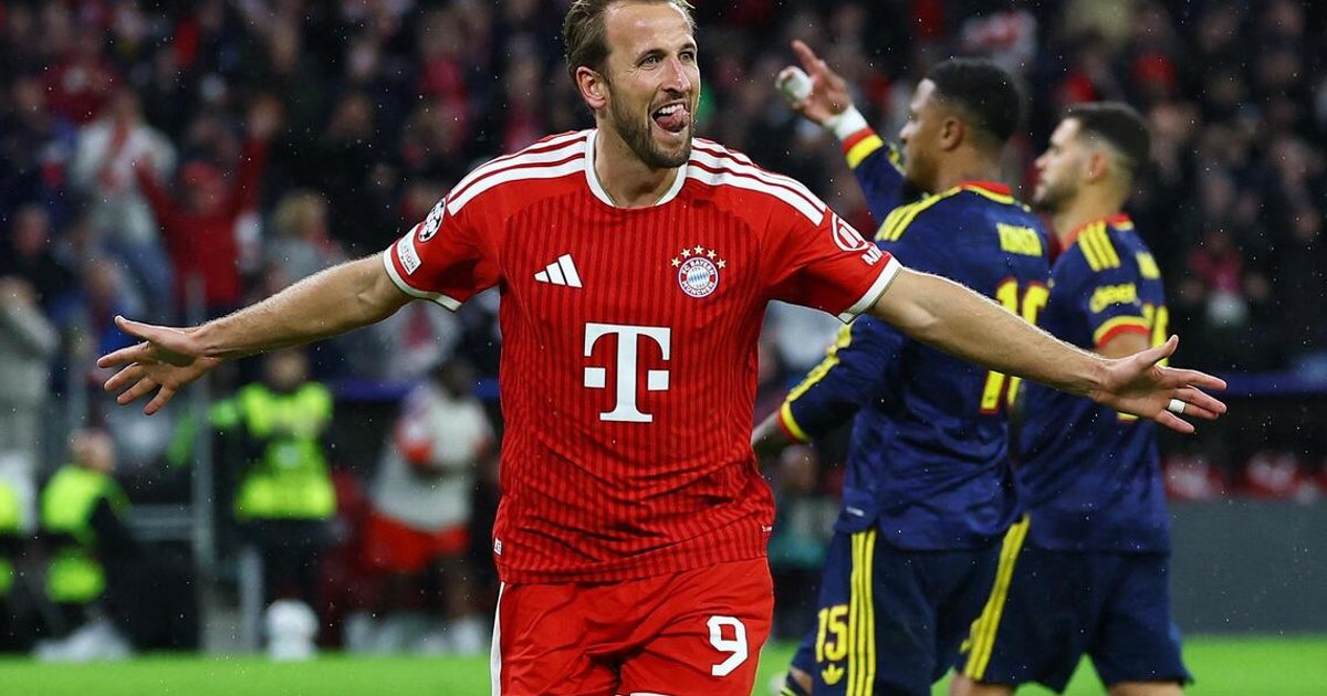 Kane Eyes Historic Ballon d'Or as Award Ceremony Approaches