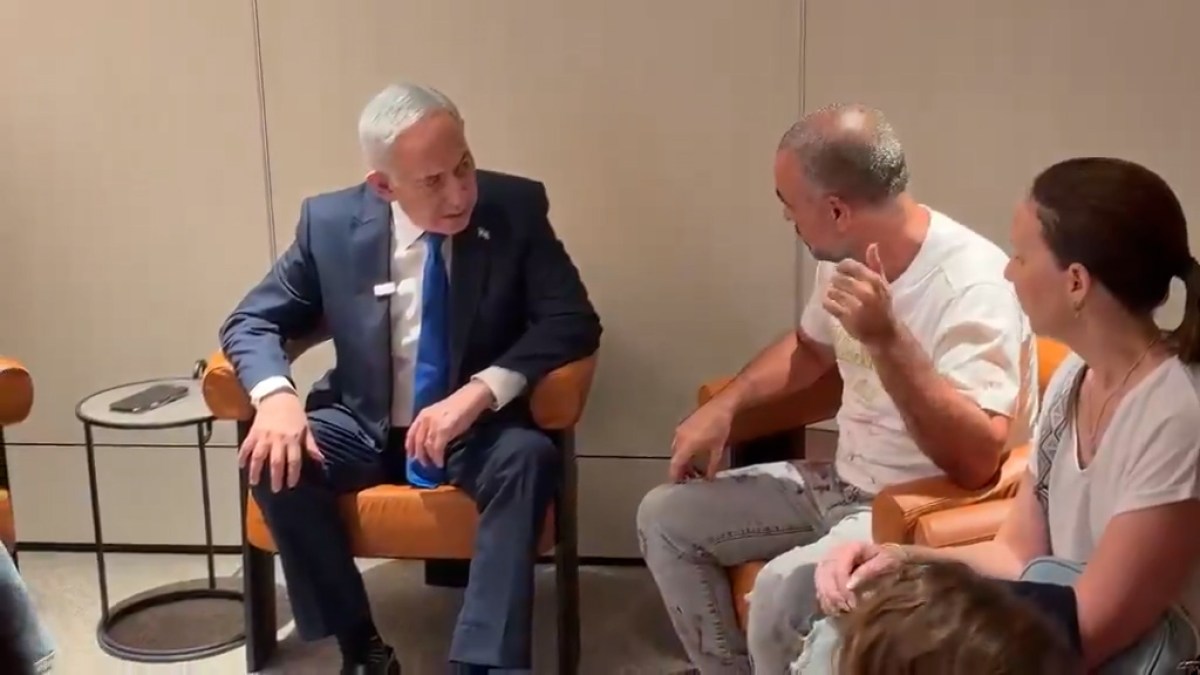 Netanyahu honors passenger who intervened in cockpit stabbing incident