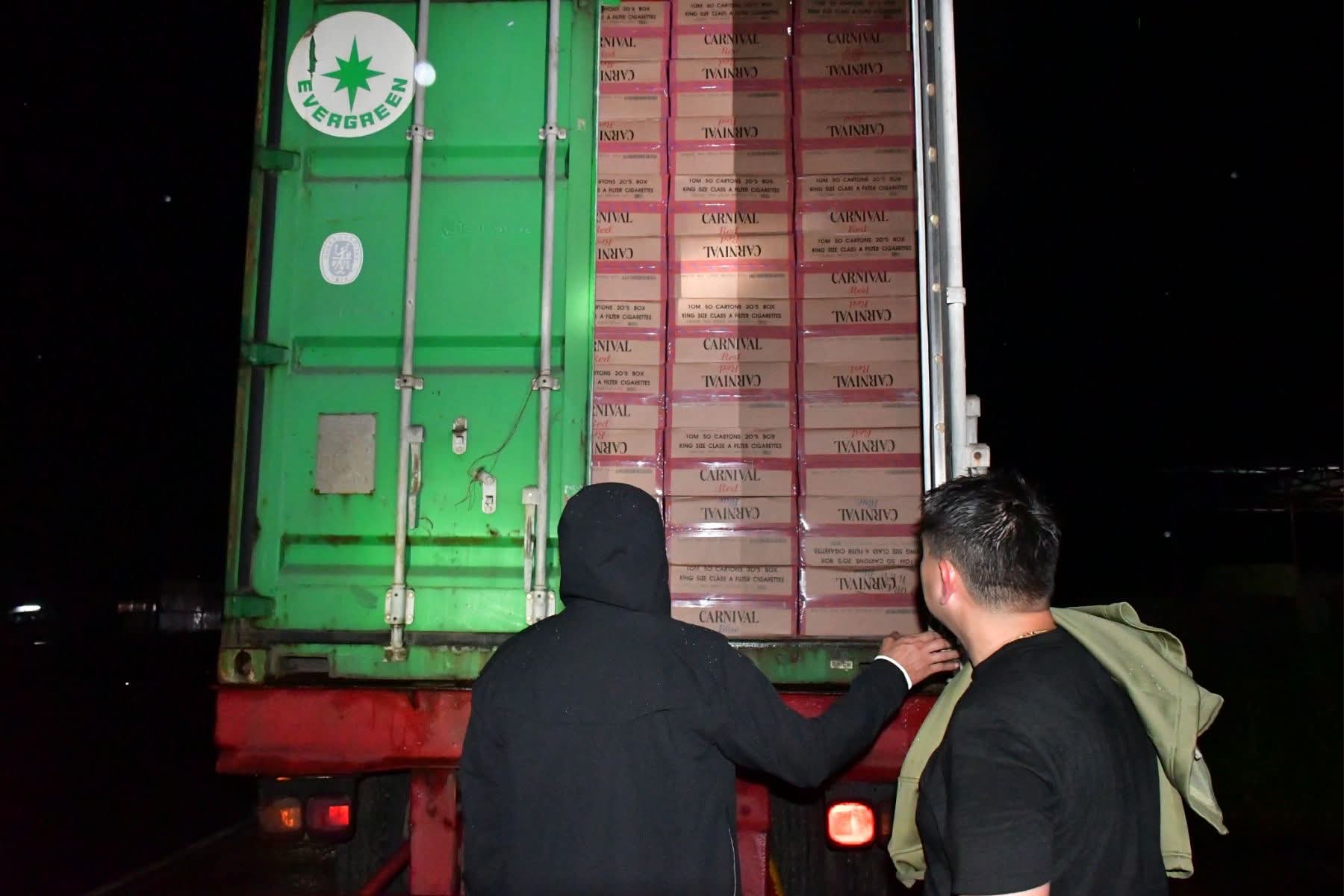 Central Luzon police seize P960M in suspected smuggled cigarettes