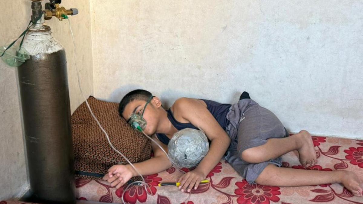 Gaza's medical oxygen crisis deepens as generation stations fail