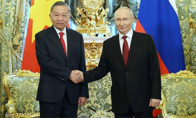 Vietnam, Russia seal cooperation deals during To Lam's Moscow visit