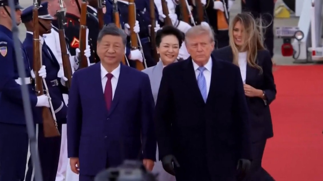 Chinese President Xi Jinping arrives in US for first visit in decade