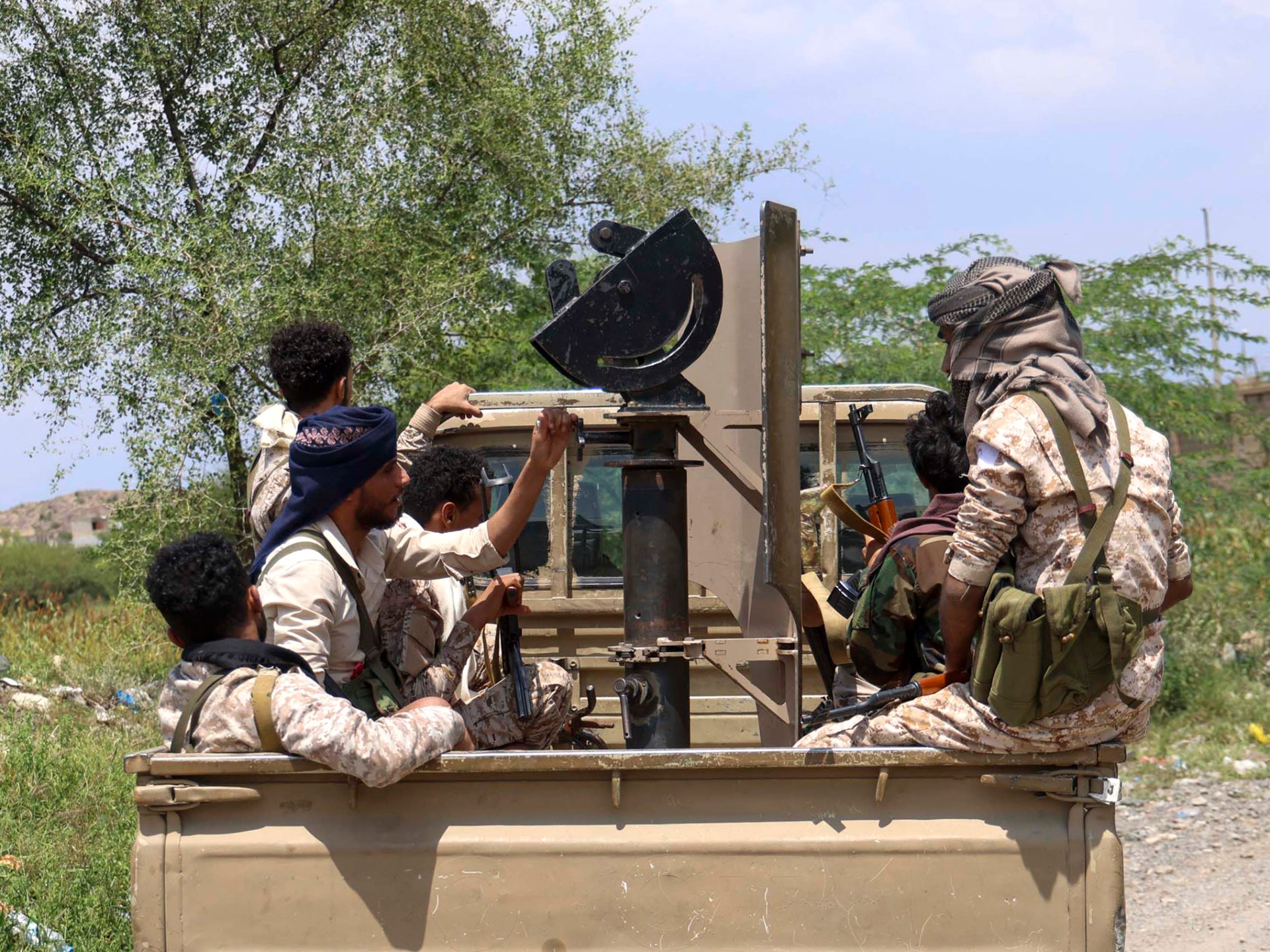 Yemen's leader launches military push to reclaim Houthi-controlled areas