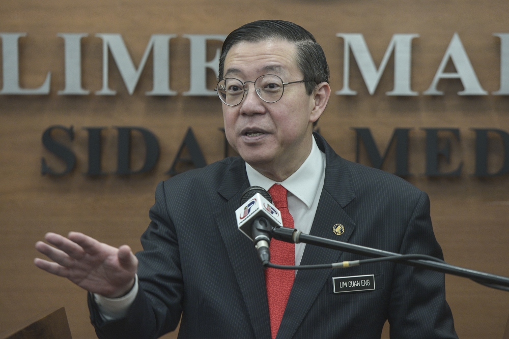 Guan Eng desak Anwar batalkan TuJu, buka tender terbuka aplikasi navigasi