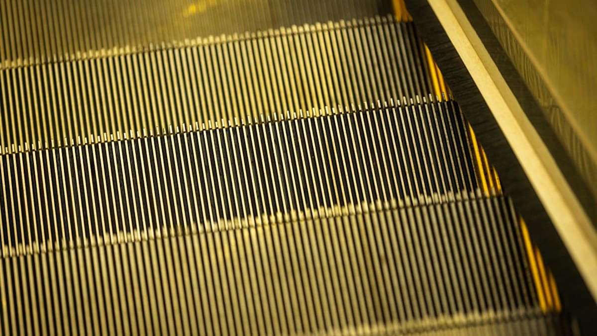 Maintenance firm penalized over escalator malfunction injuring elderly resident