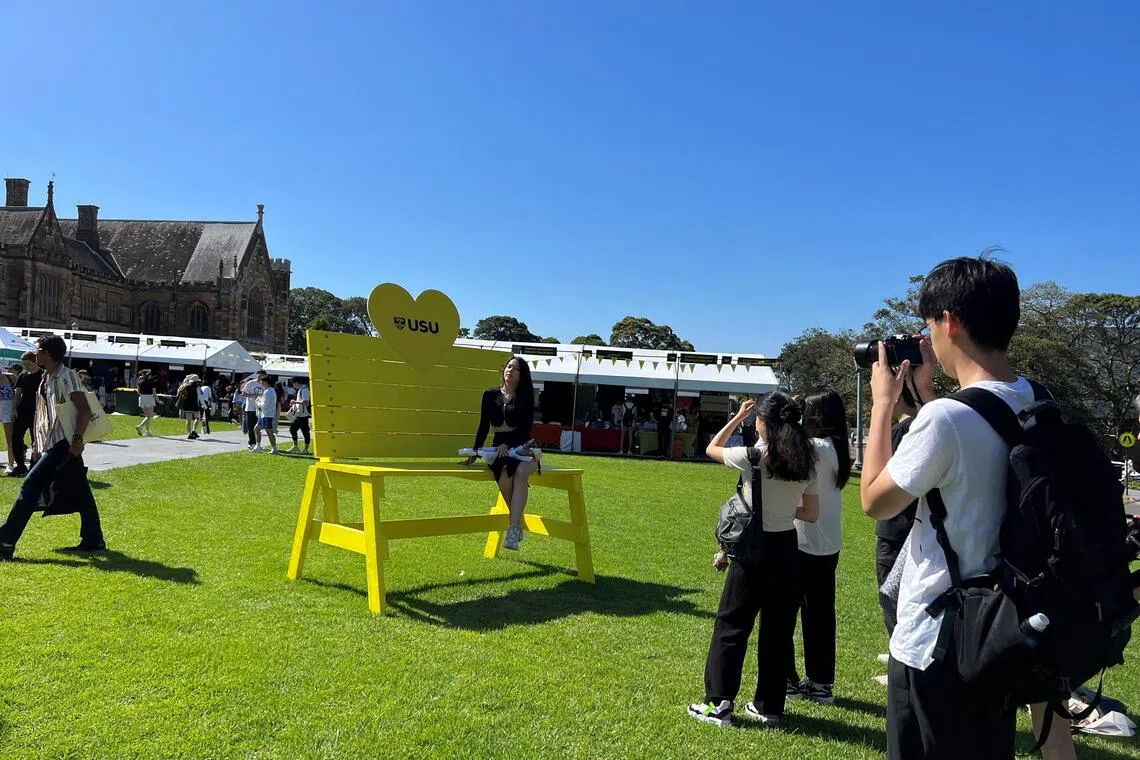 Australia tightens visa rules for students and backpackers