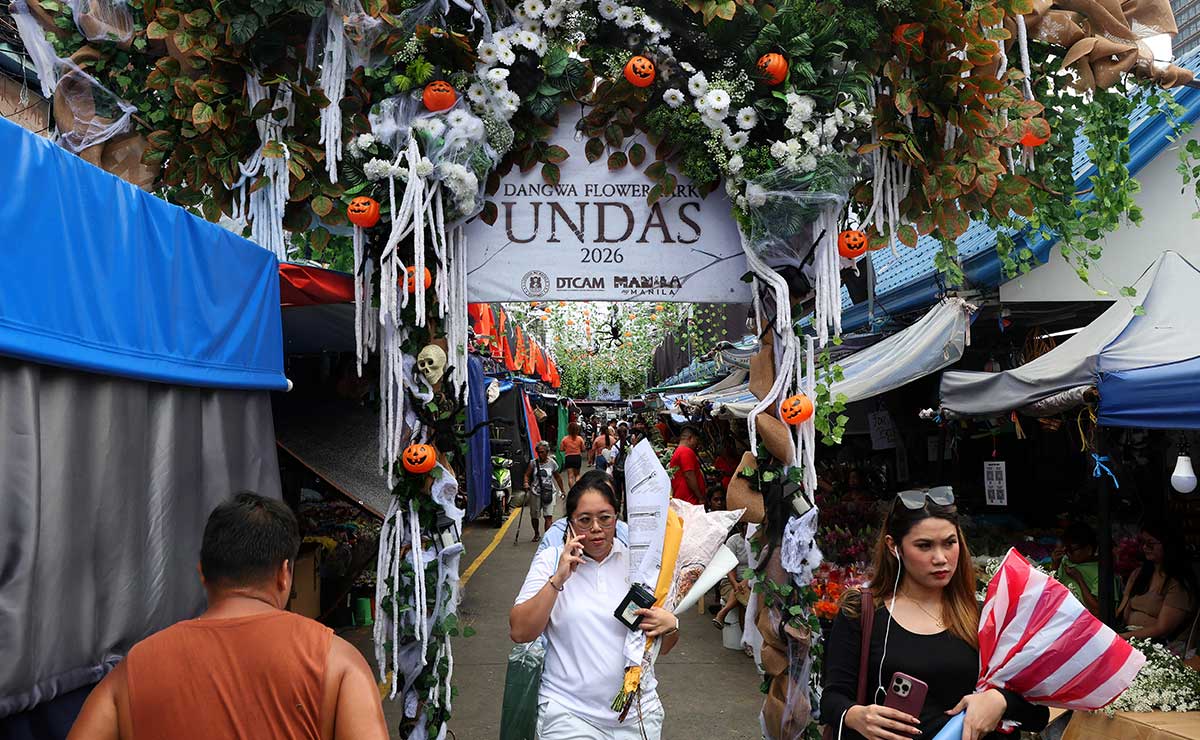 Flower prices poised to surge as Undas observance approaches