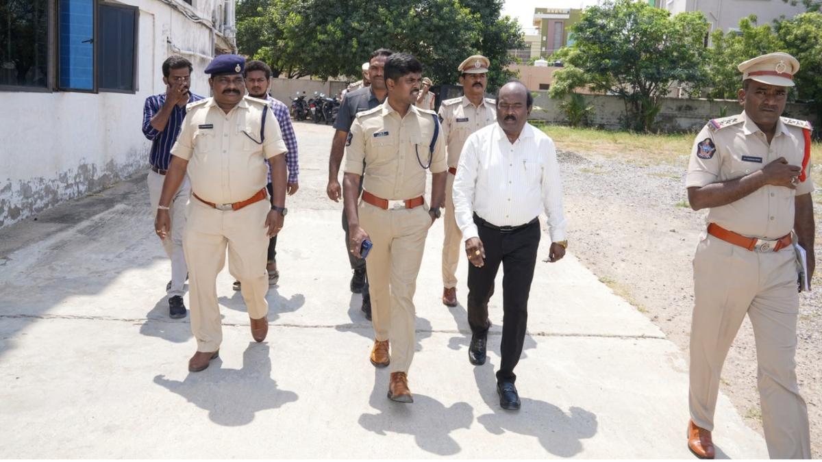 Anantapur police chief inspects Tadipatri security ahead of local elections