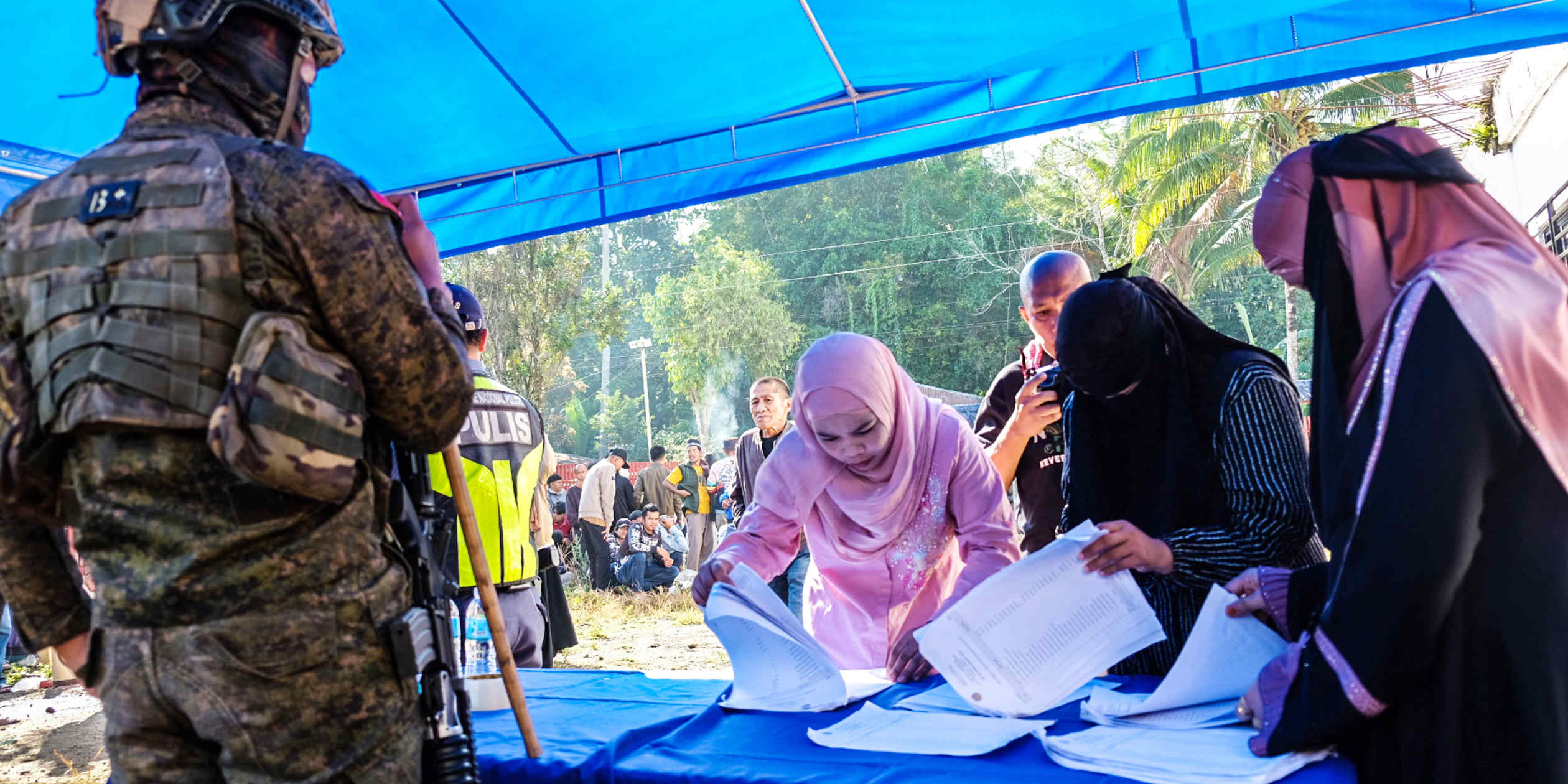 Southern Philippines election results point to fragmented parliament