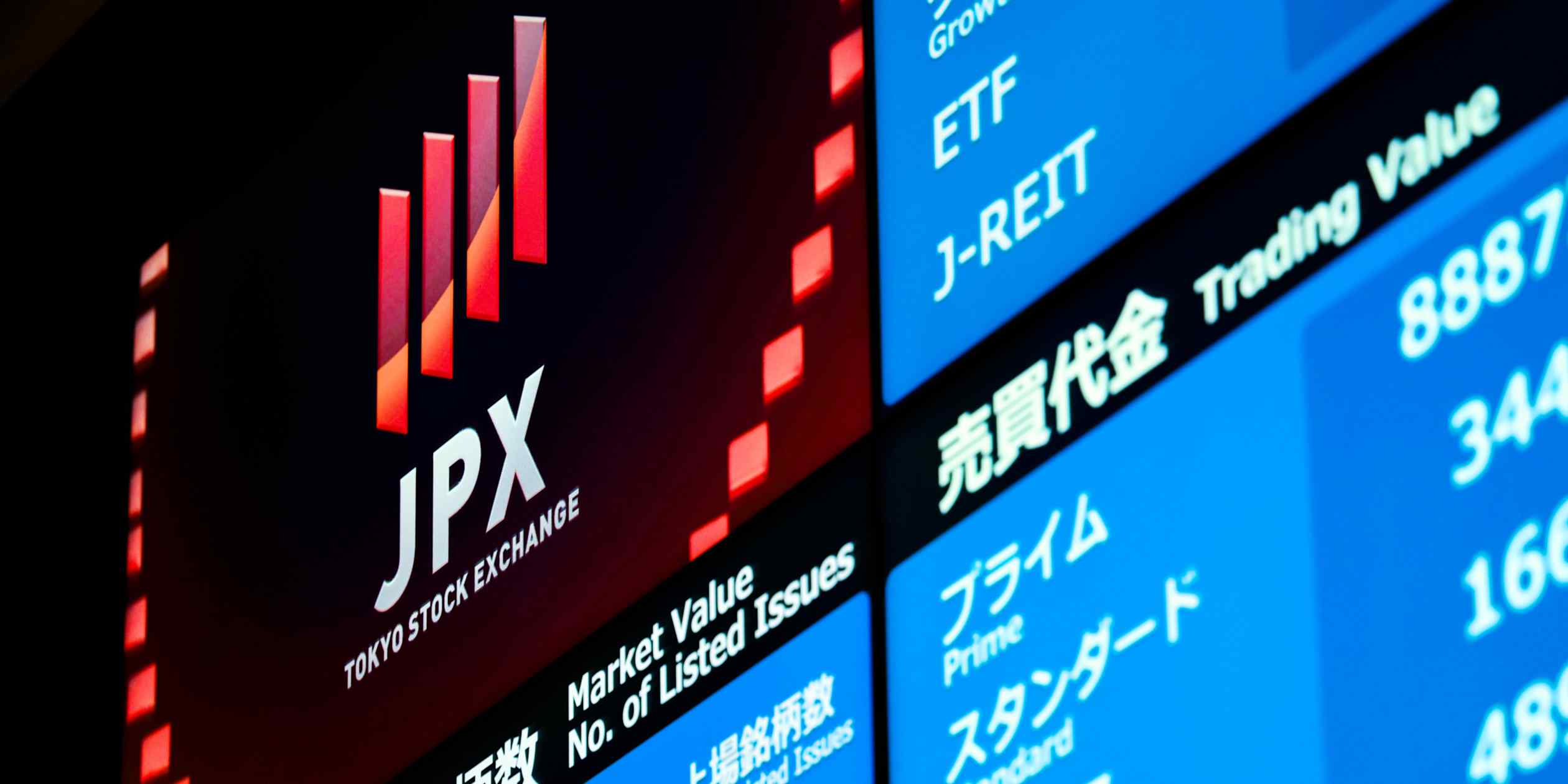 Foreign investors boost Japan stock holdings to record levels
