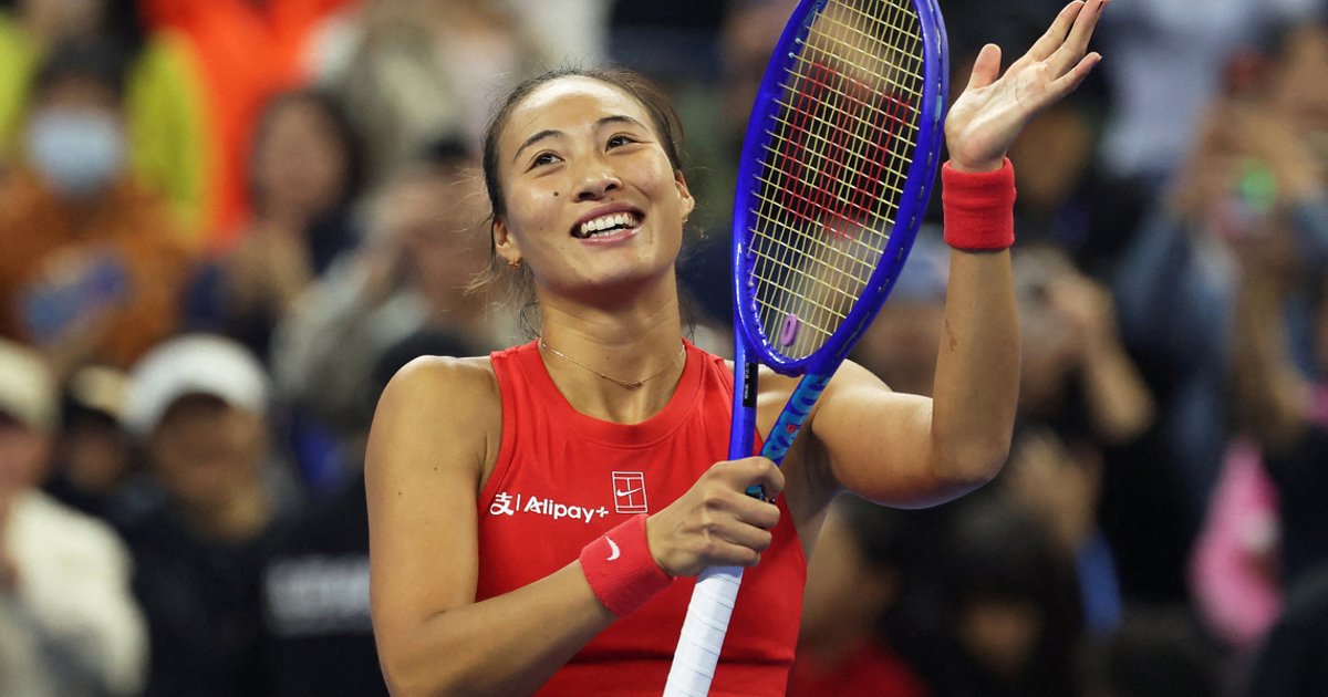 Zheng to face Andreeva in China Open final showdown