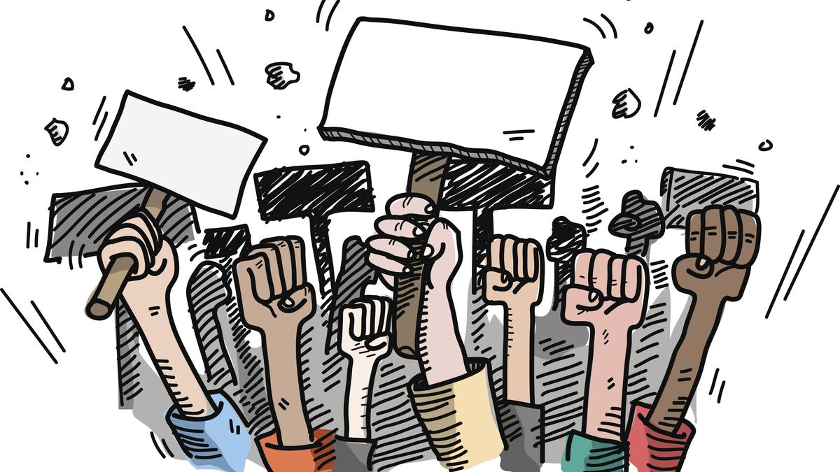 College shut down after violent protest over student union chief's removal