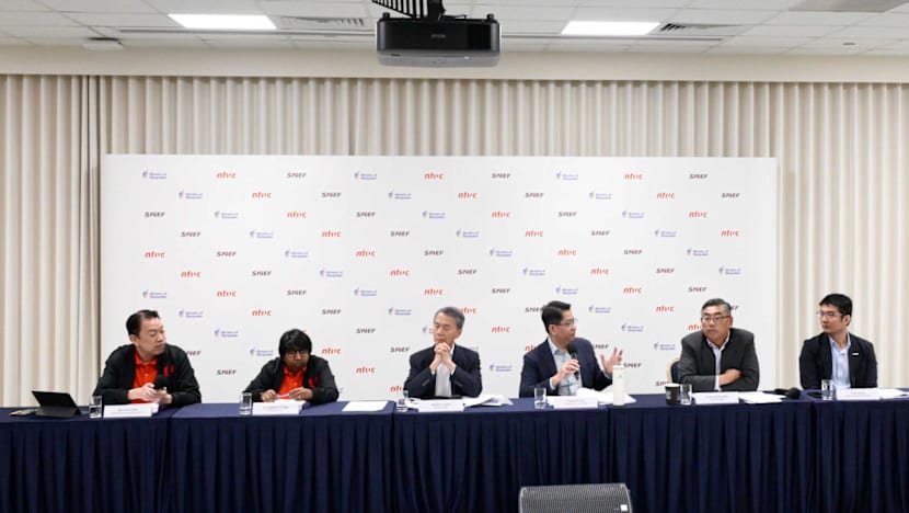 Singapore employers urged to boost wages as economy thrives