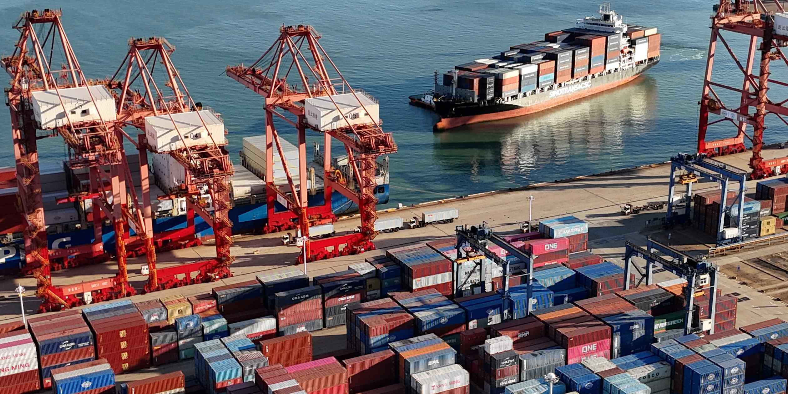 Global Trade System Faces New Pressures as Deglobalization Accelerates
