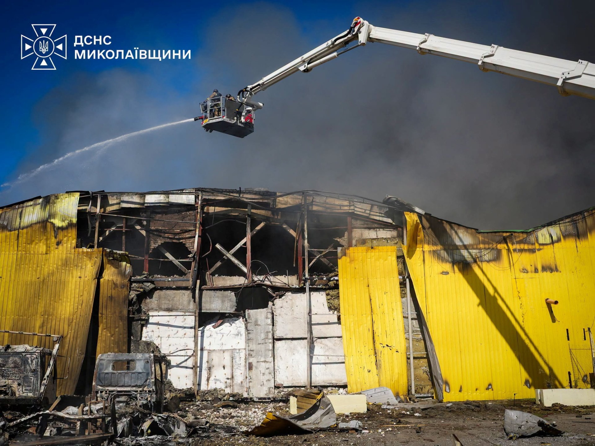 Ukraine strikes Russian Arctic gas plants as Moscow attacks kill seven