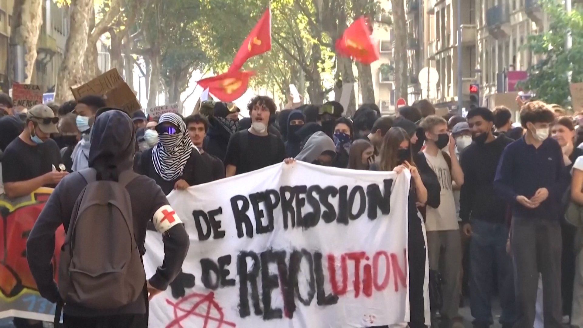 French Student Protests Intensify as School Closures Spread Nationwide