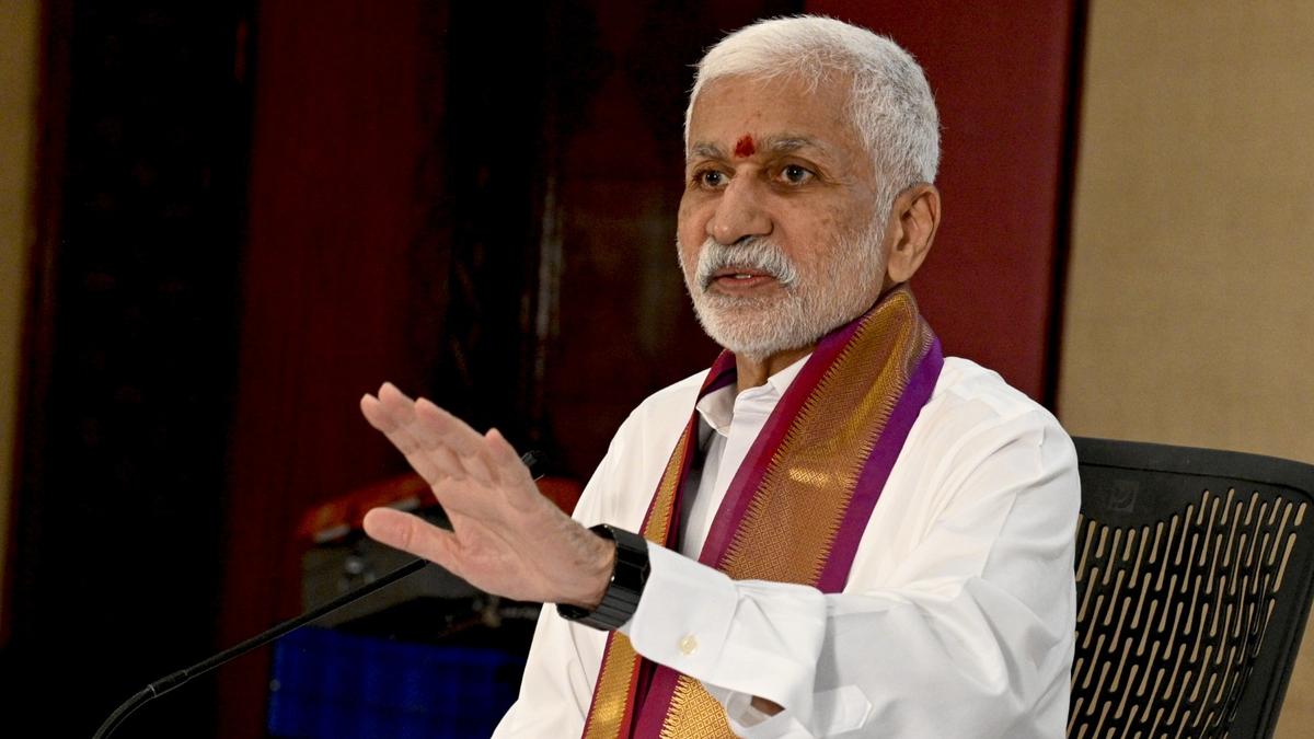 Former MP Vijayasai Reddy pledges Tirupati prohibition, TTD overhaul
