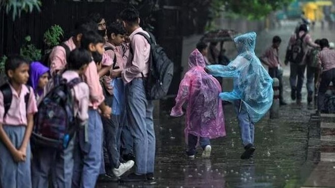उत्तर प्रदेश में भारी बारिश के कारण 26 जिलों में दो दिन स्कूल बंद